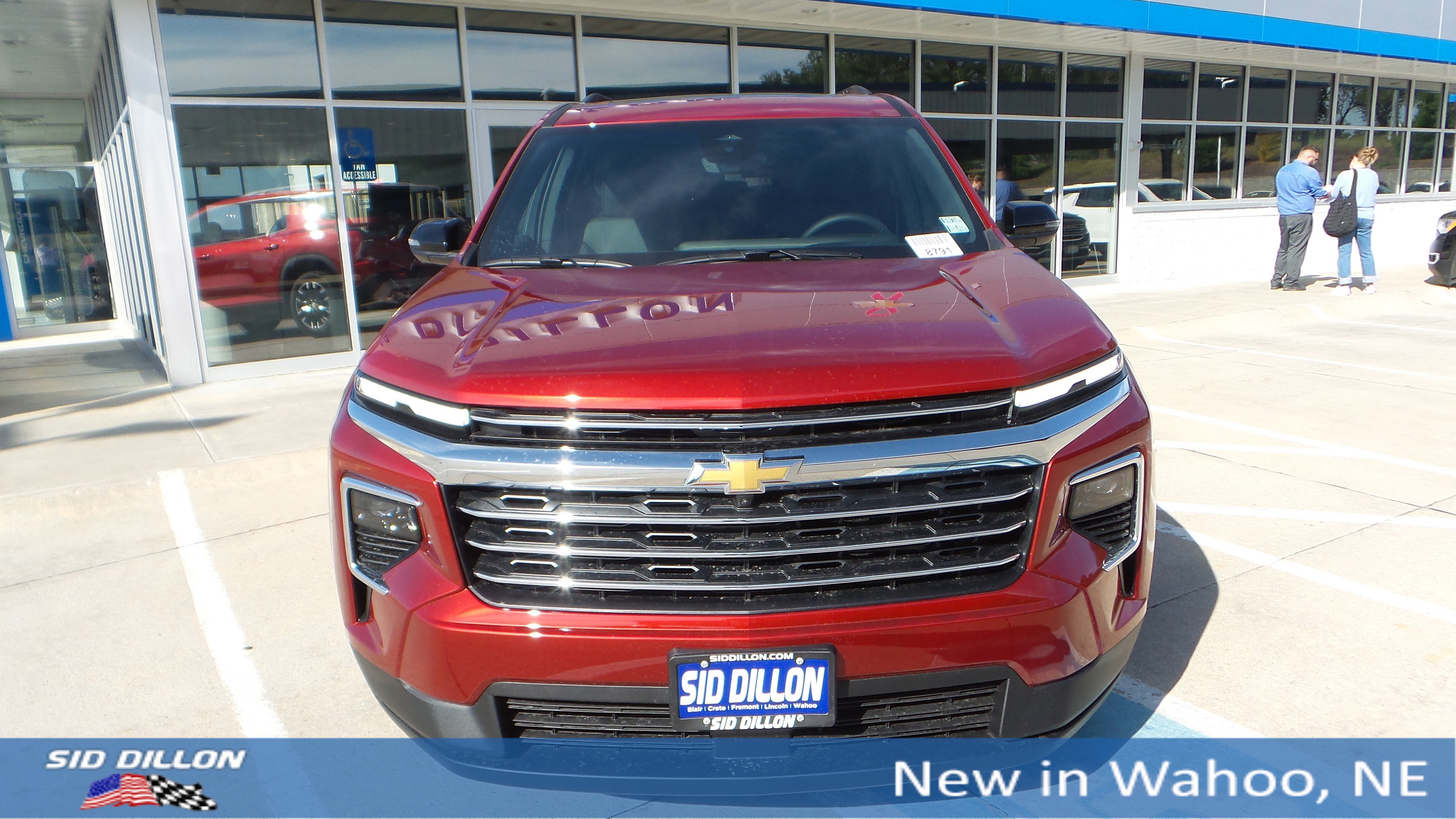 New 2026 Chevrolet Traverse LT w/ Sun and Wheel Package image 8