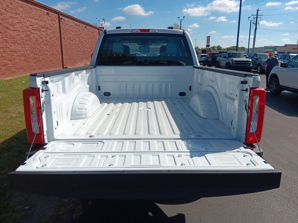 New 2026 Ford F250 XL image 5
