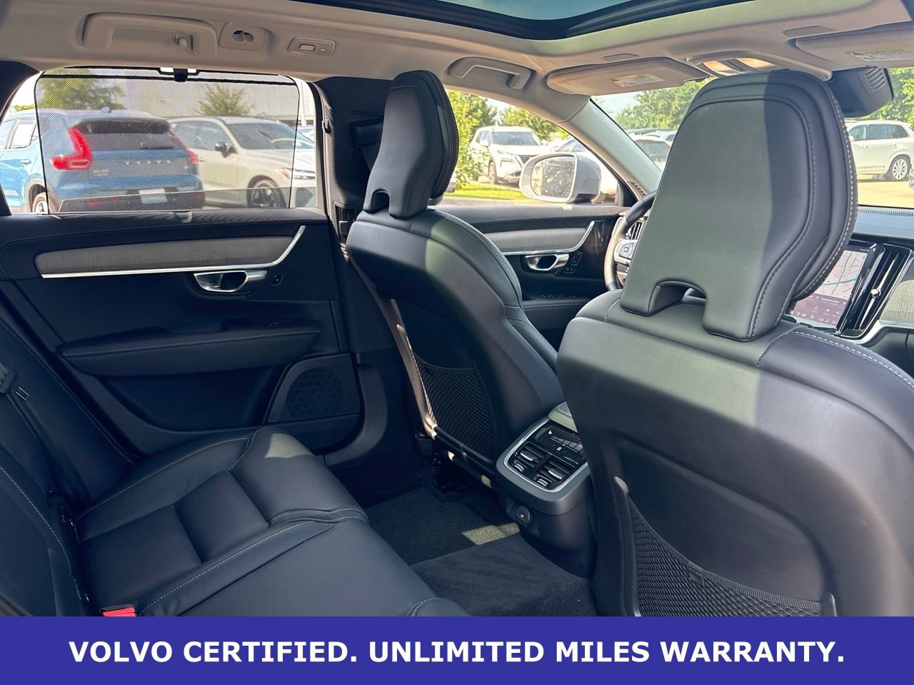 Certified 2025 Volvo V90 B6 Cross Country Ultra AWD/4WD image 9