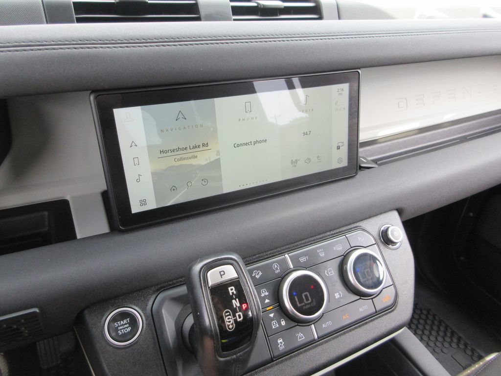 Used 2021 Land Rover Defender 110 AWD/4WD image 26