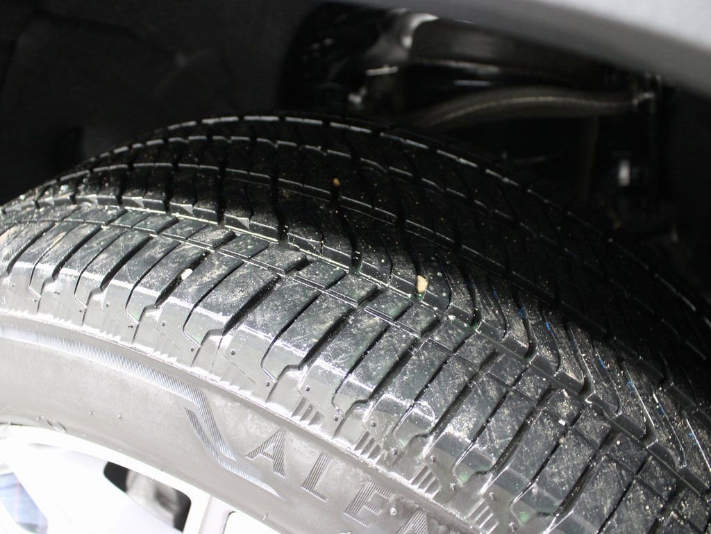 Used 2024 GMC Sierra 1500 Denali w/ Denali Reserve Package AWD/4WD image 7