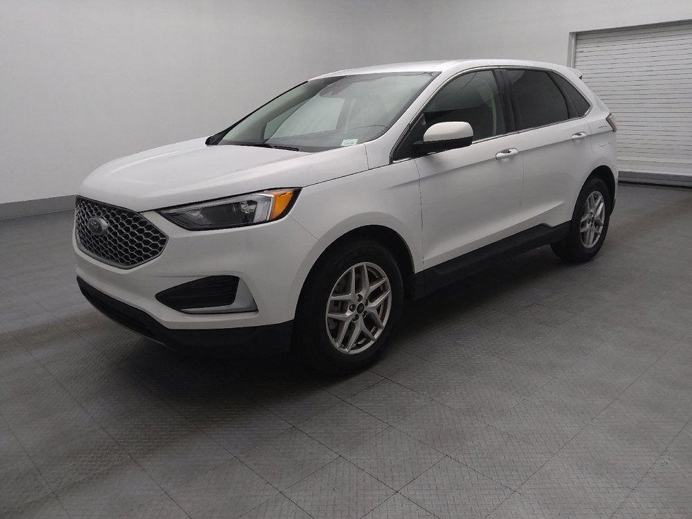 Used 2024 Ford Edge SEL image 2