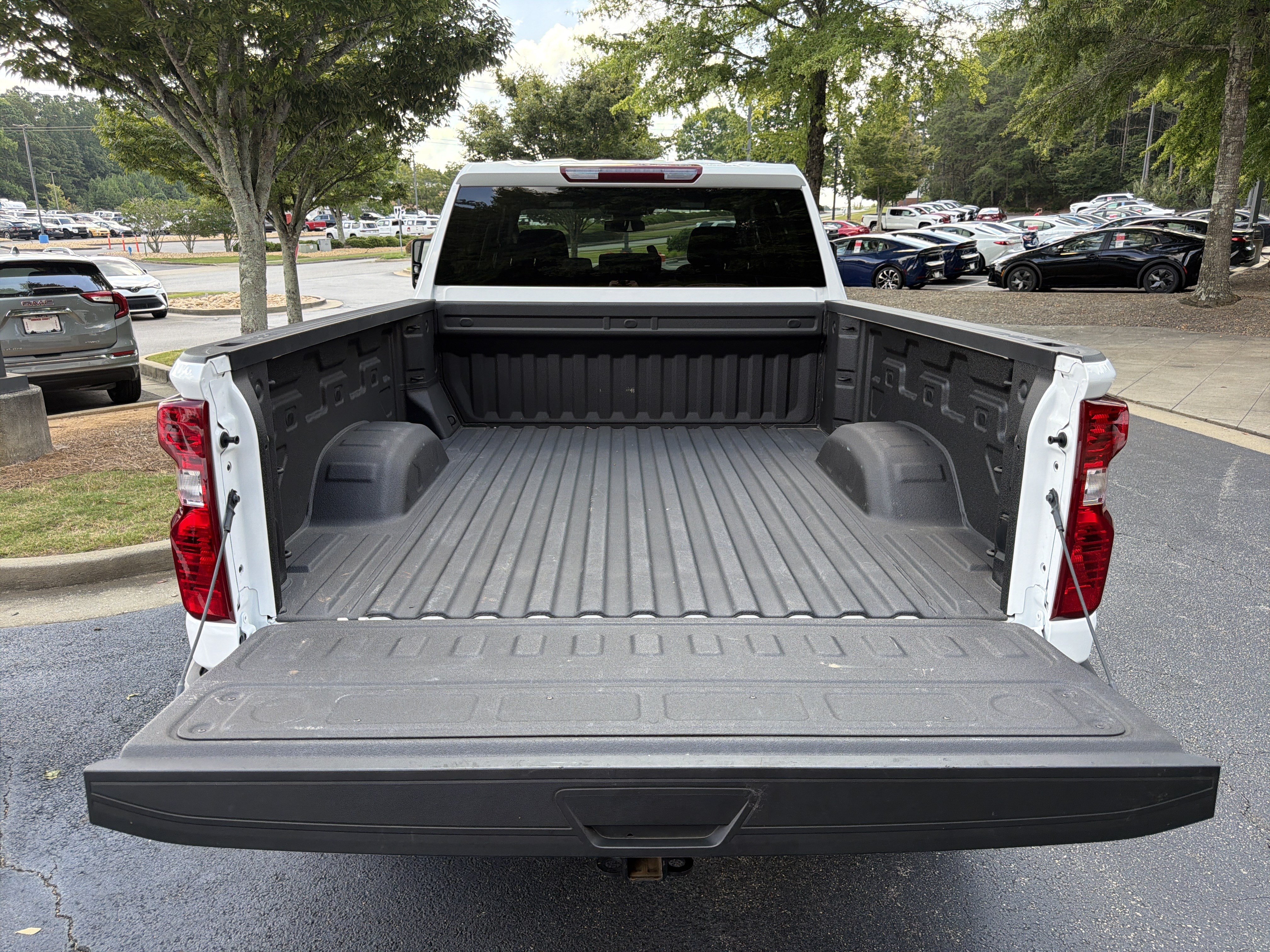 Used 2026 Chevrolet Silverado 2500 Custom w/ Custom Value Package AWD/4WD image 18