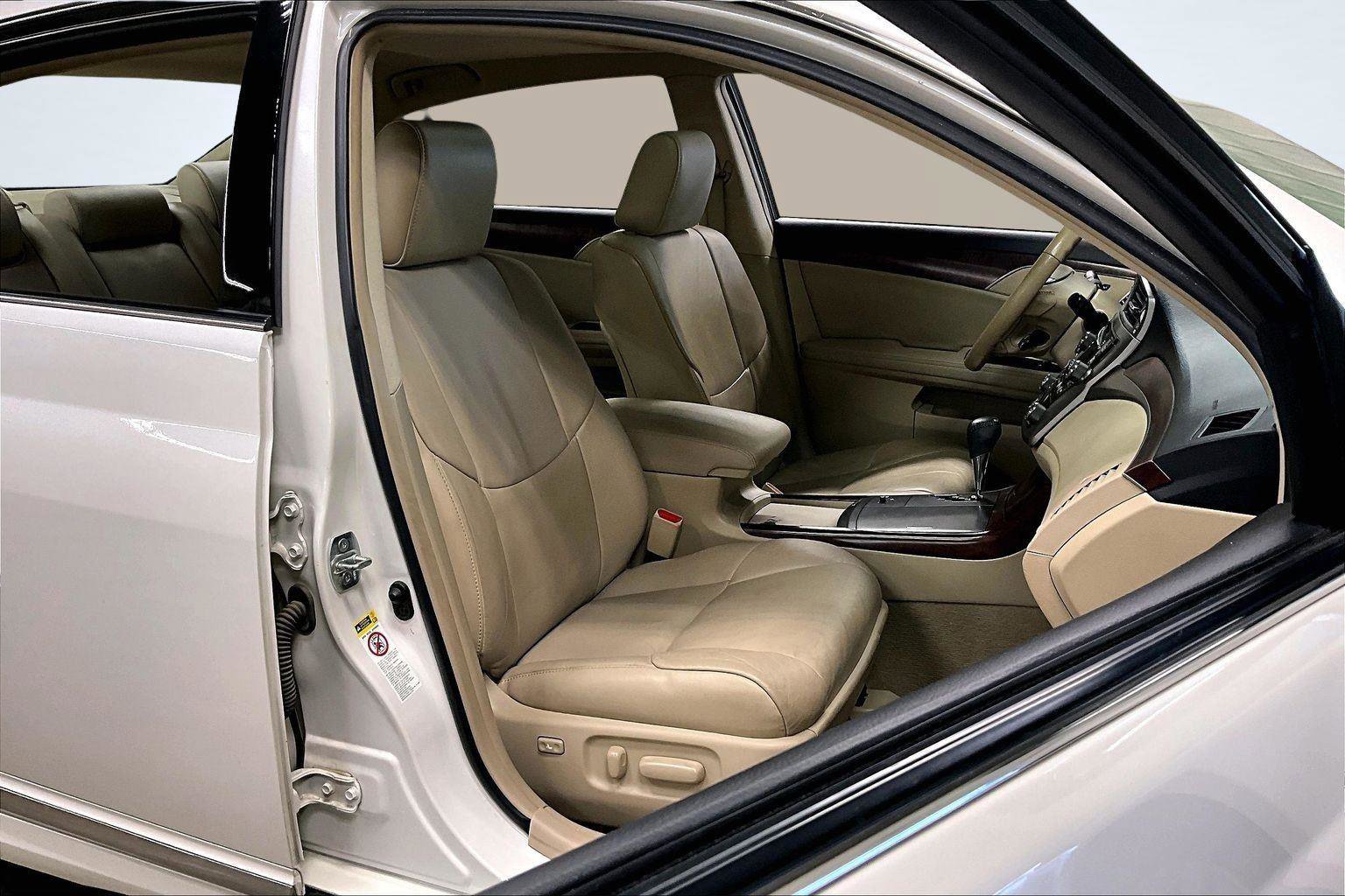 Used 2012 Toyota Avalon 4DR SDN image 8