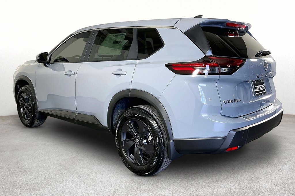 New 2027 Nissan Rogue SV w/ Cold Weather Package FWD image 6