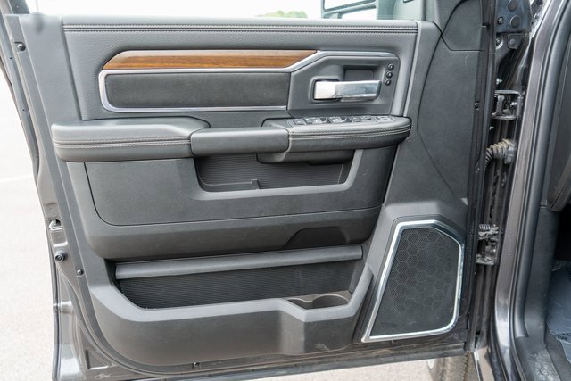 Used 2024 RAM 2500 Laramie w/ Safety Group image 17