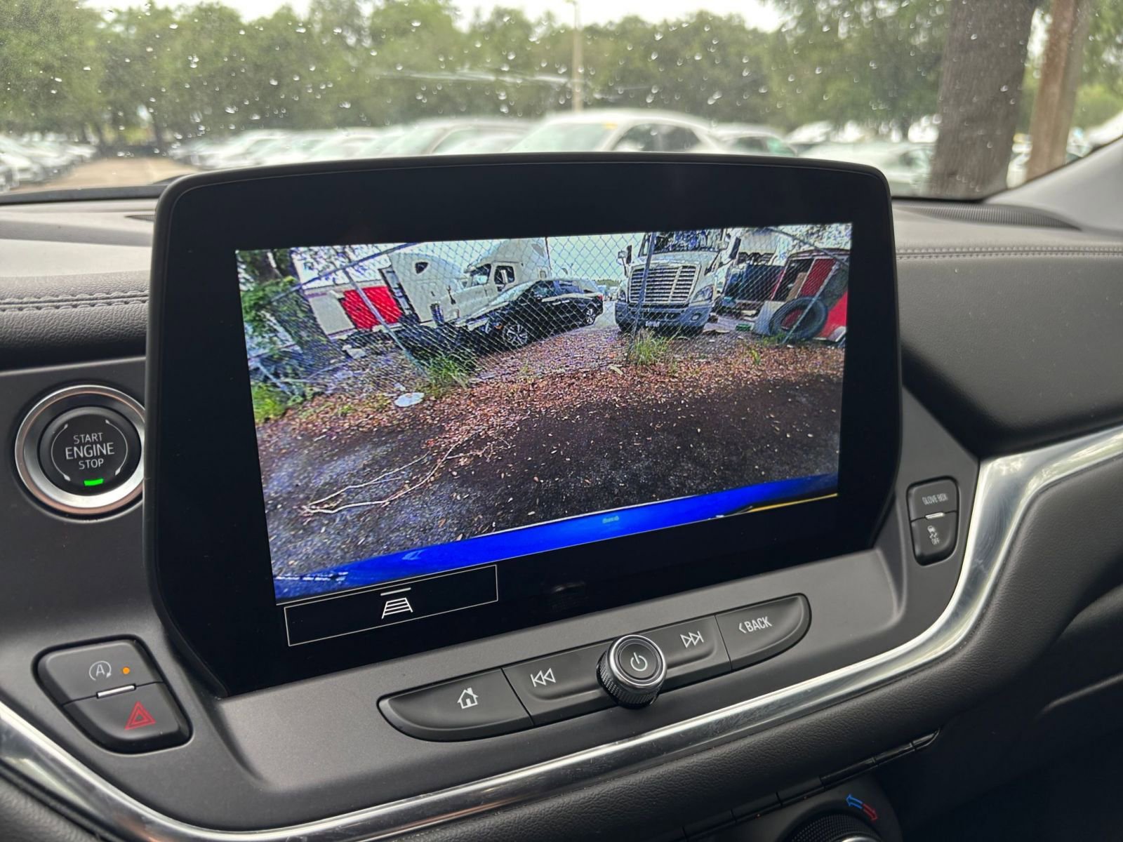 Used 2025 Chevrolet Blazer LT FWD image 24
