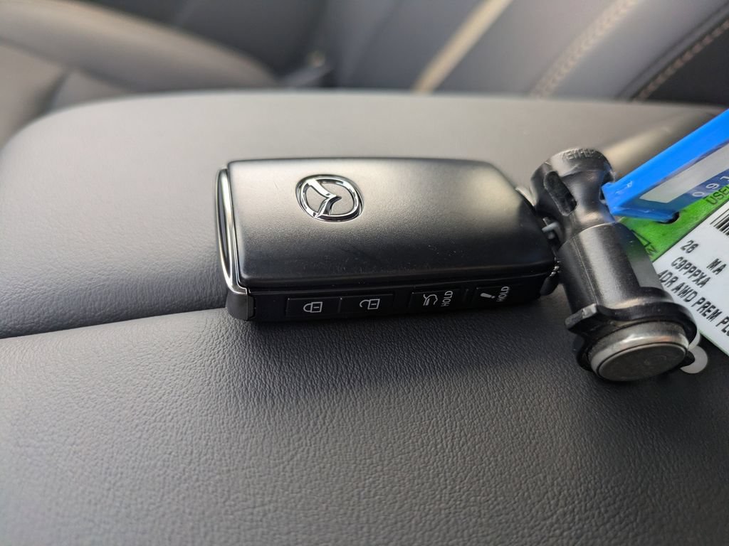 New 2026 MAZDA CX-90 Plug-In Hybrid w/ Premium Plus AWD/4WD image 32