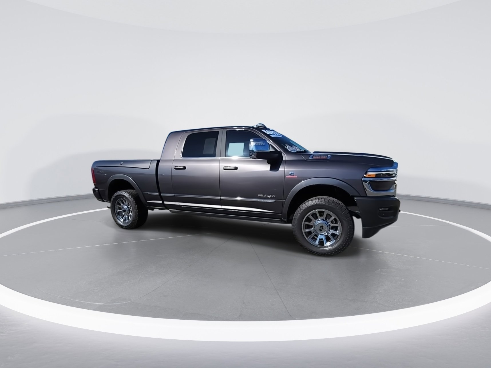 Used 2025 RAM 3500 Limited image 3