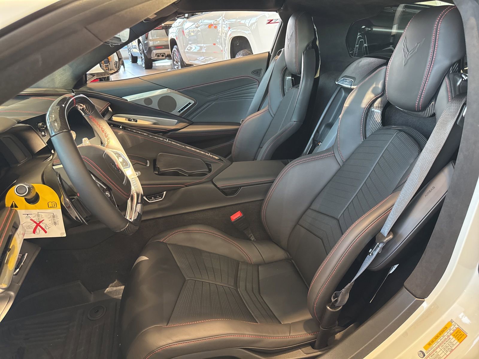 New 2025 Chevrolet Corvette E-Ray image 15