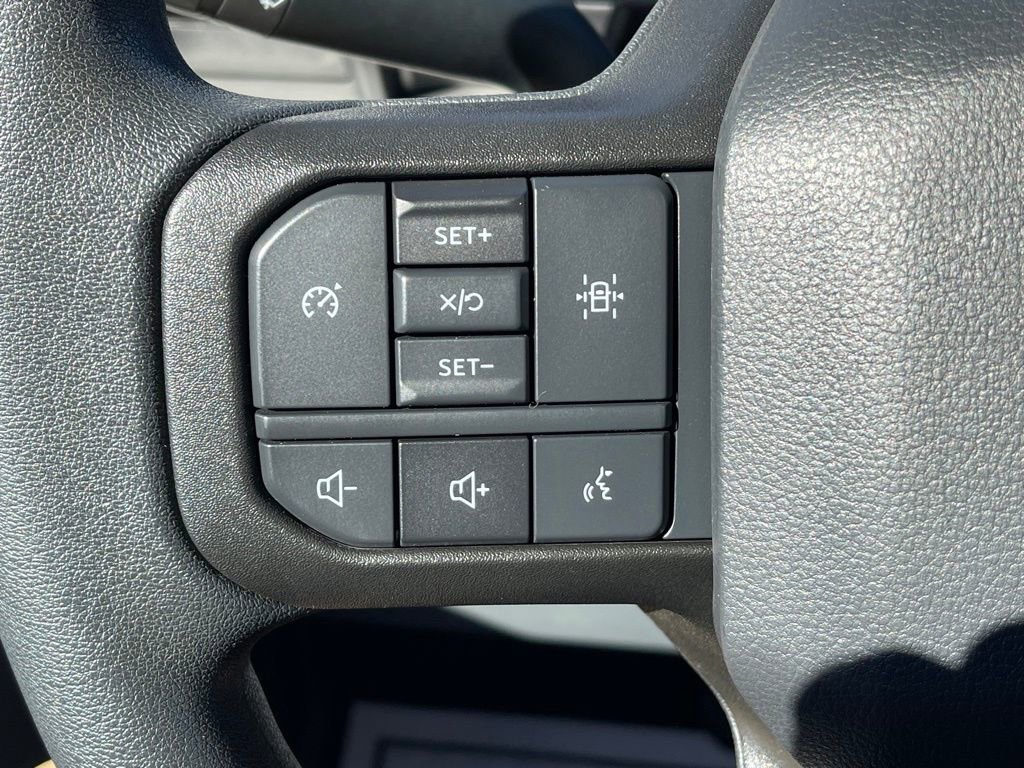 Used 2023 Ford F450 XLT w/ XLT Value Package image 7