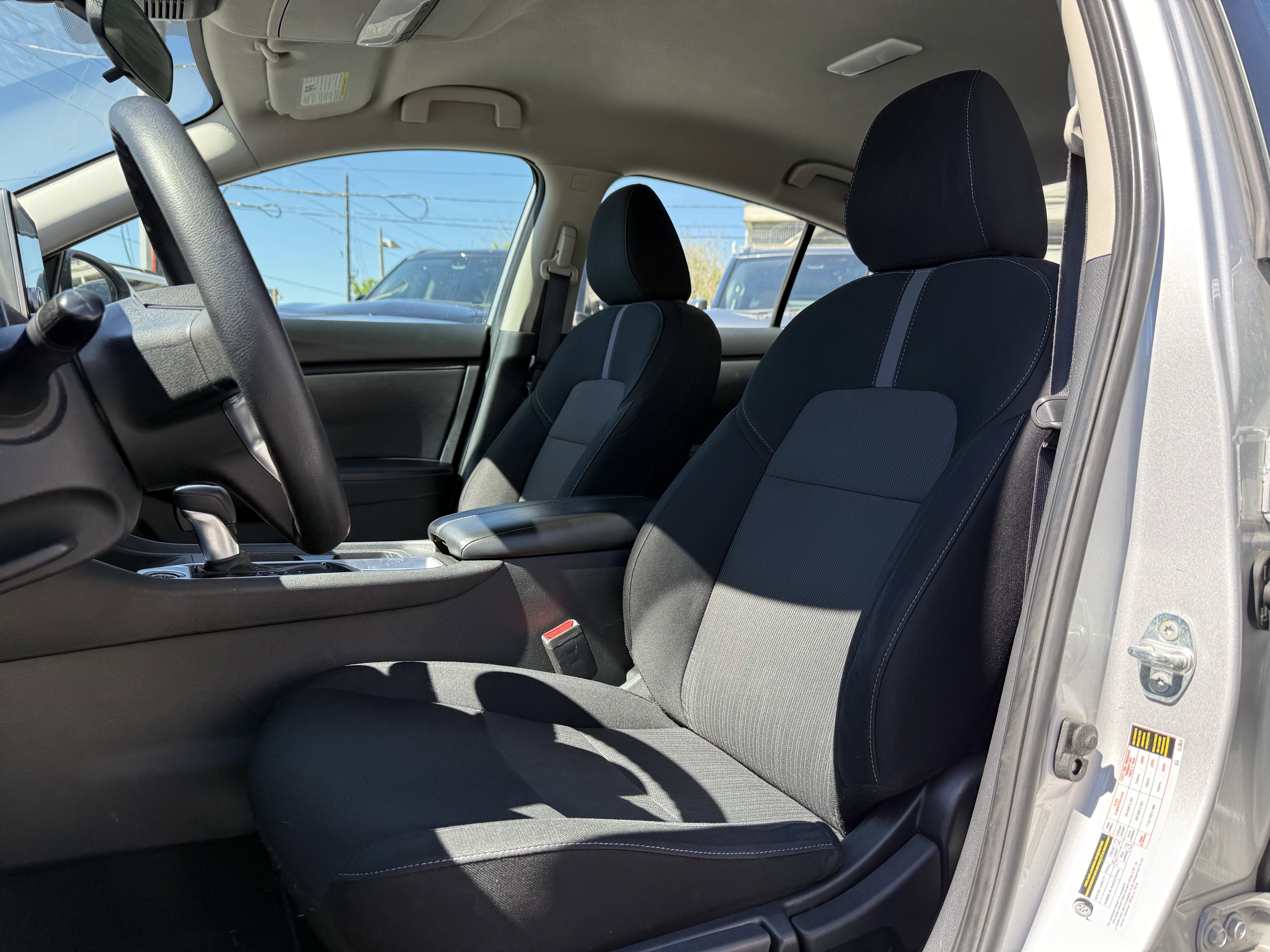 Used 2023 Nissan Sentra SV image 13