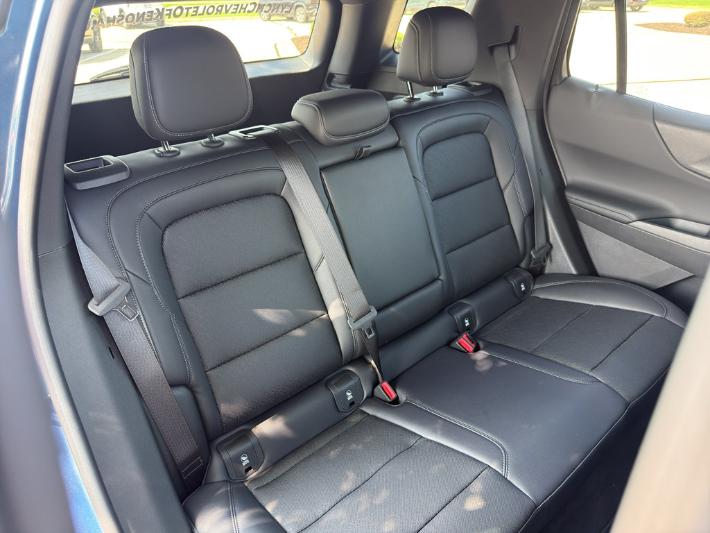 New 2026 Chevrolet Equinox LT w/ Convenience Package II AWD/4WD image 38