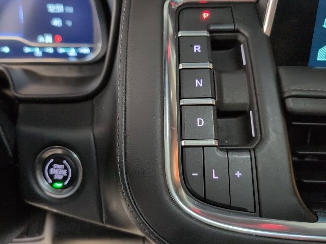 Used 2023 Chevrolet Suburban Z71 AWD/4WD image 19