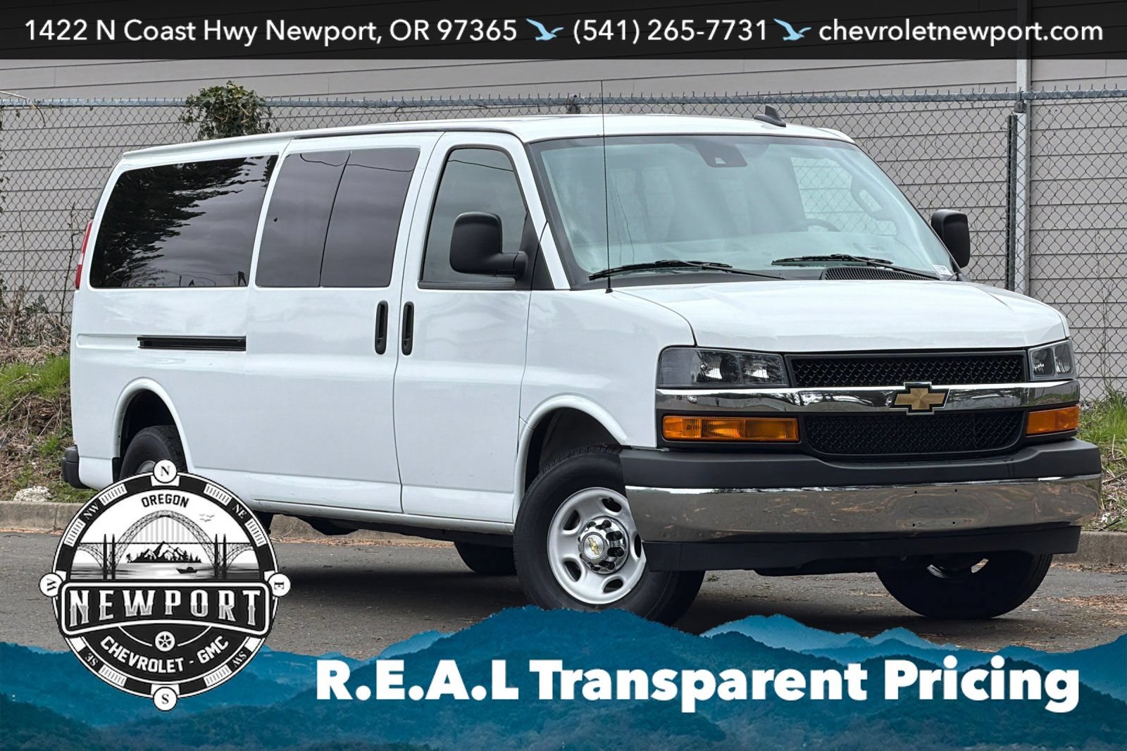 Used 2024 Chevrolet Express 3500 LT w/ LT Preferred Equipment Group RWD image 1