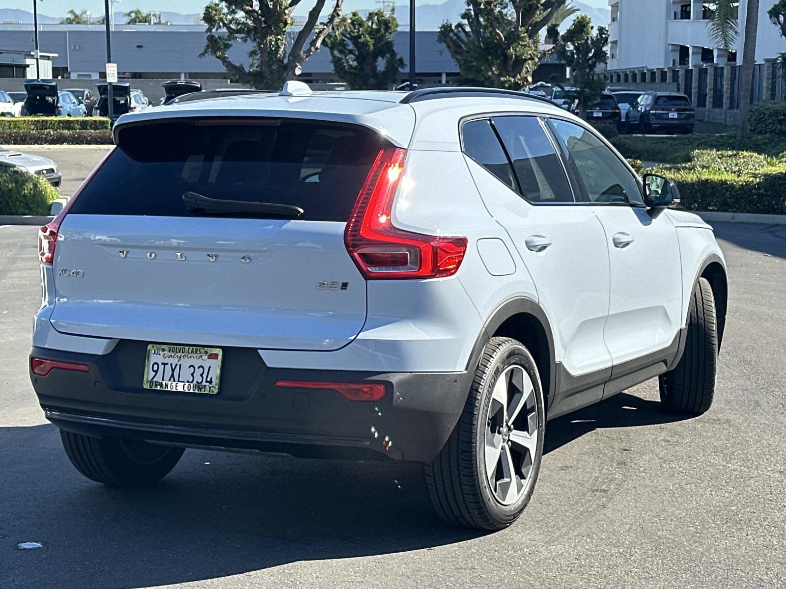 Certified 2026 Volvo XC40 B5 Plus w/ Protection Package Premier image 4