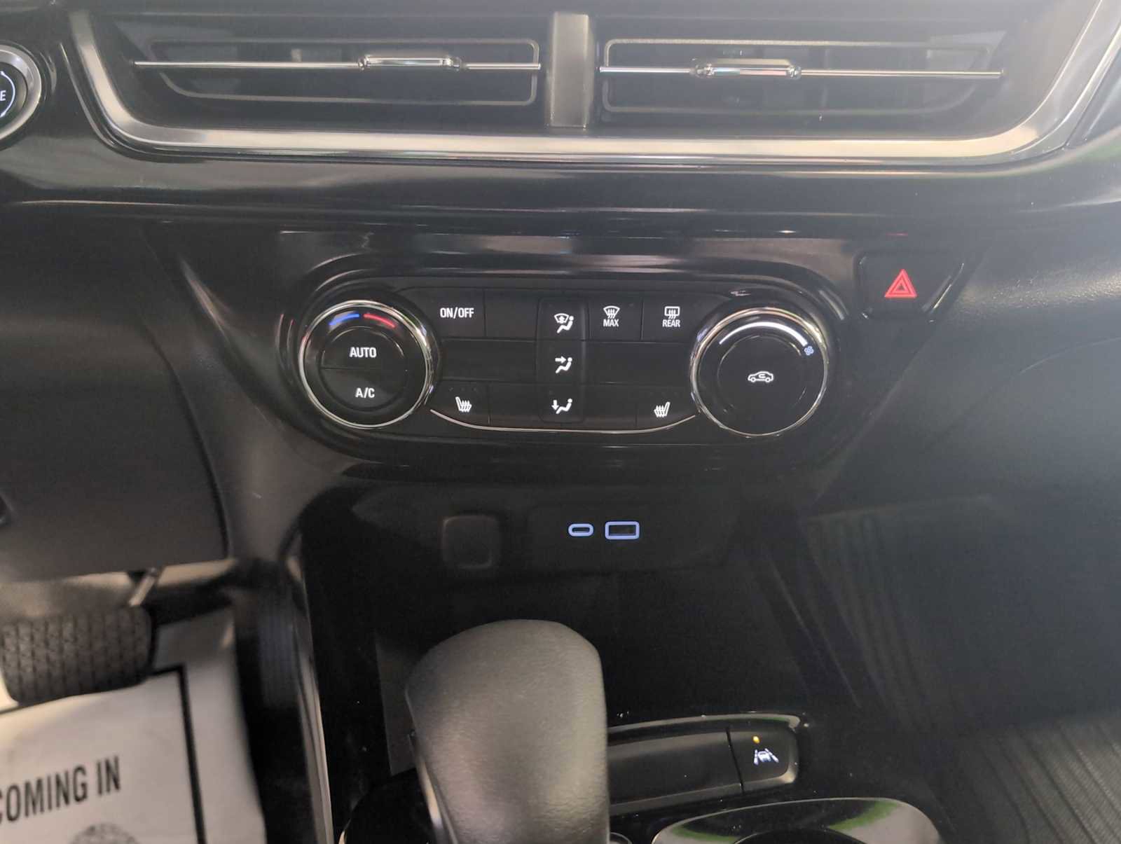 Used 2024 Chevrolet Trax RS w/ Driver Confidence Package image 16