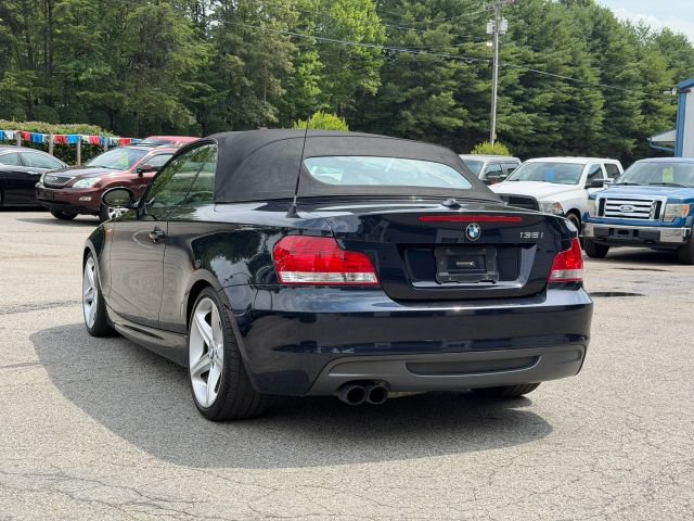 Used 2009 BMW 135i Convertible RWD image 3