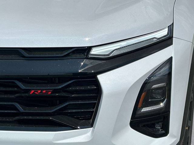 New 2027 Chevrolet Equinox RS w/ Safety and Technology Package FWD image 9