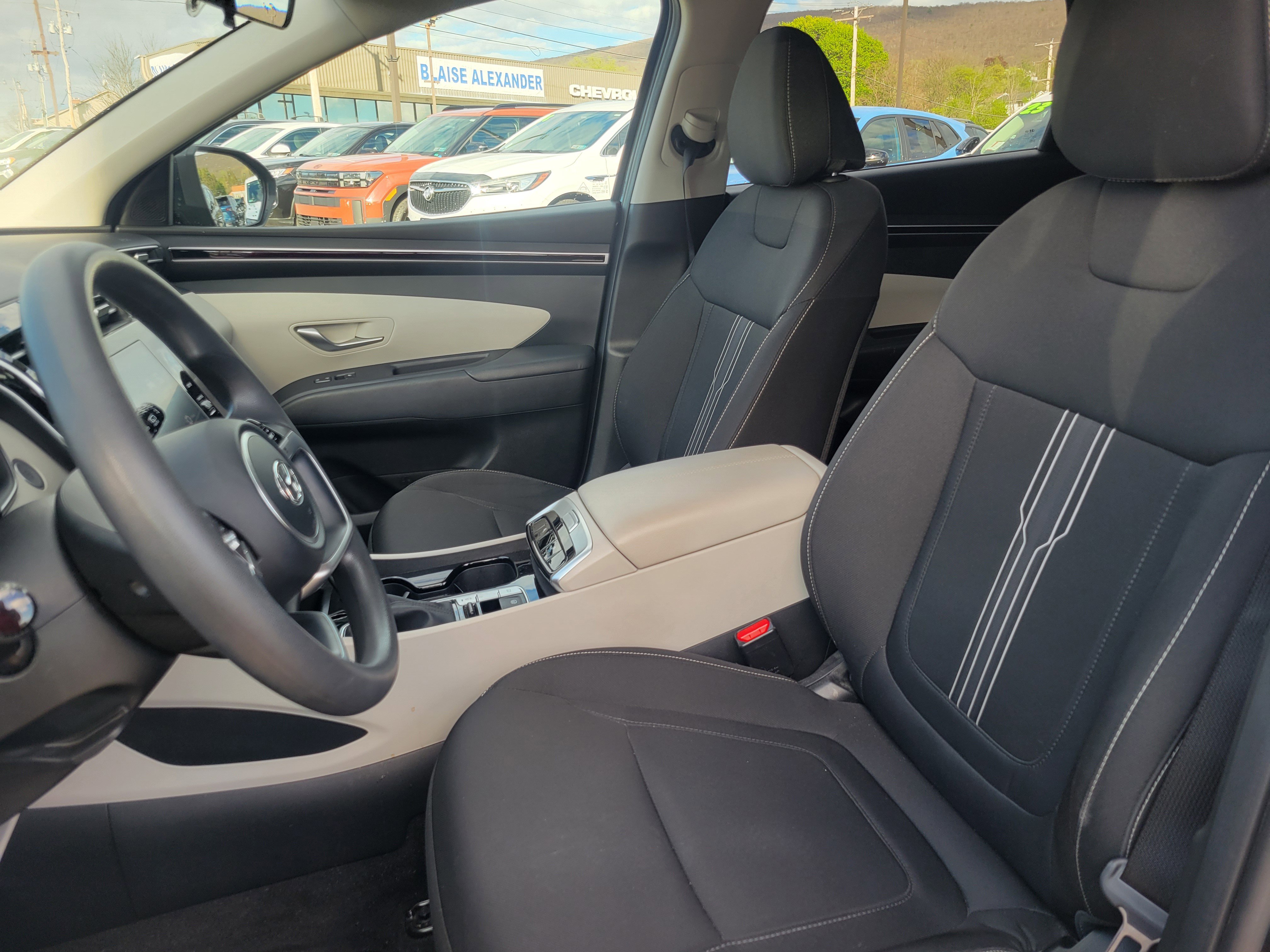 Used 2023 Hyundai Tucson SEL image 16