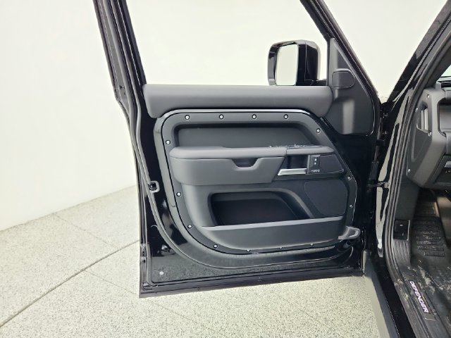 New 2026 Land Rover Defender 110 X AWD/4WD image 23