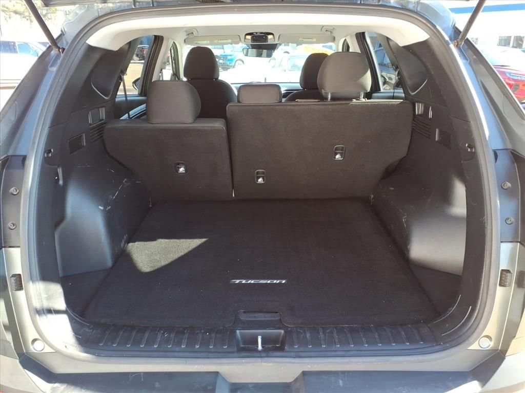 Used 2022 Hyundai Tucson SEL w/ Cargo Package image 7