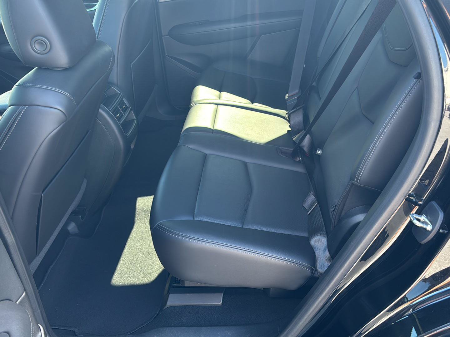 Used 2022 Cadillac XT5 Premium Luxury AWD/4WD image 28