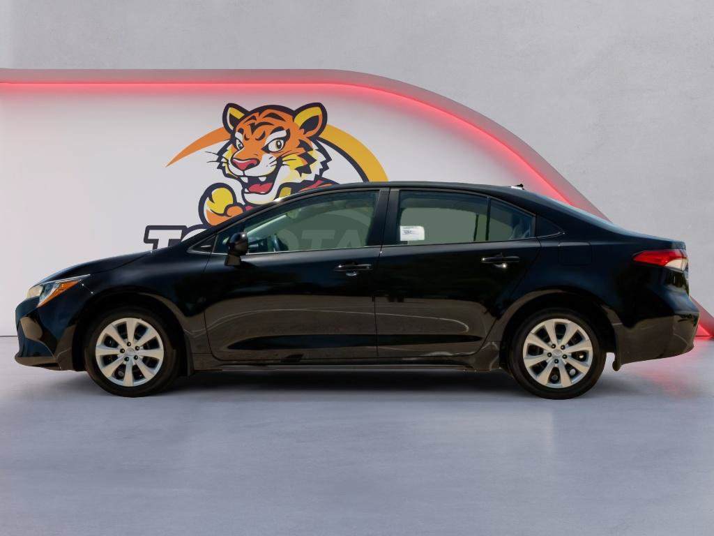 Used 2026 Toyota Corolla LE FWD image 9