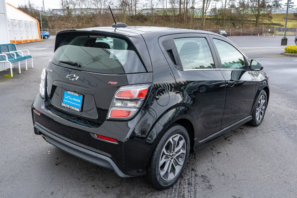 Used 2019 Chevrolet Sonic LT w/ Convenience Package image 14