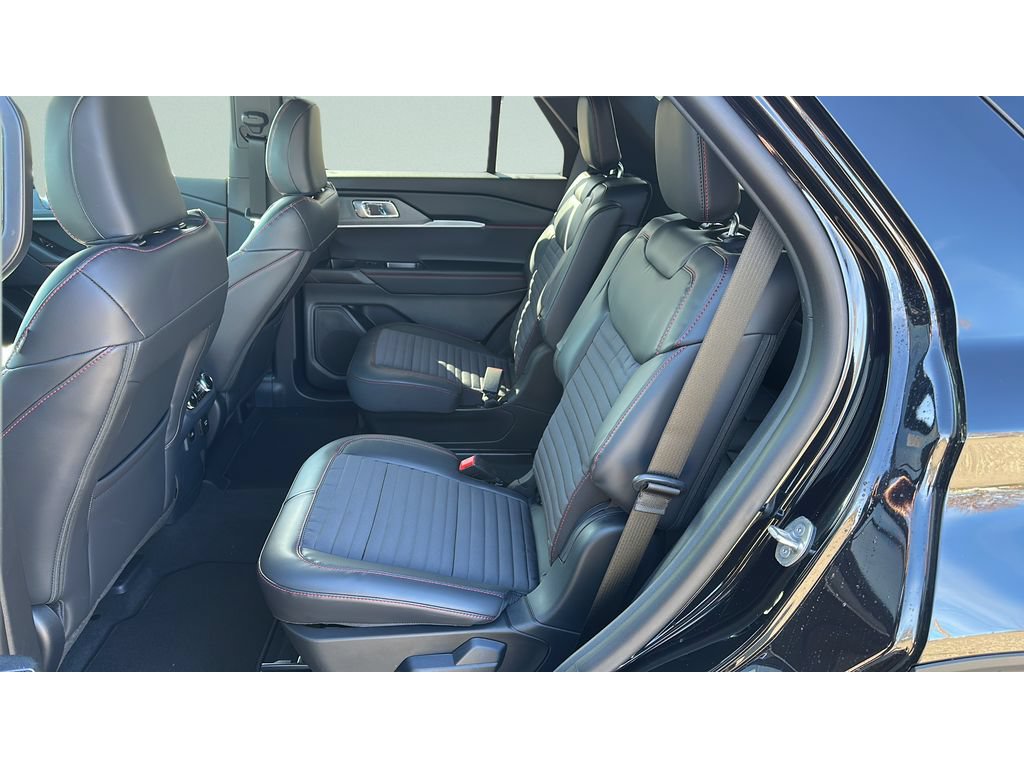New 2026 Ford Explorer ST-Line w/ ST-Line Street Pack AWD/4WD image 24