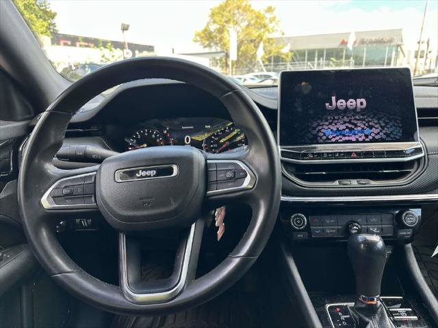 Used 2022 Jeep Compass Latitude AWD/4WD image 15