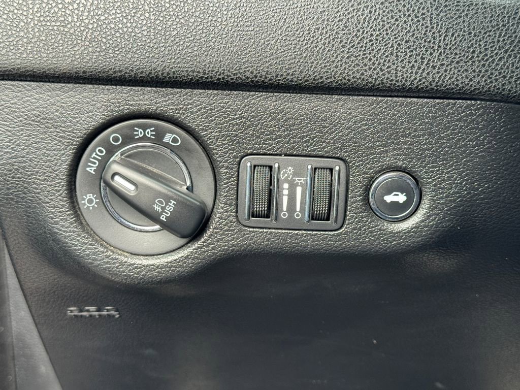 Used 2022 Chrysler 300 S image 10