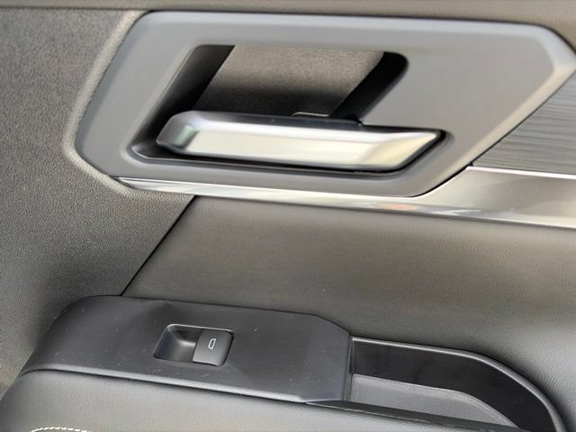 New 2027 GMC Terrain Elevation w/ Elevation Premium Package AWD/4WD image 32