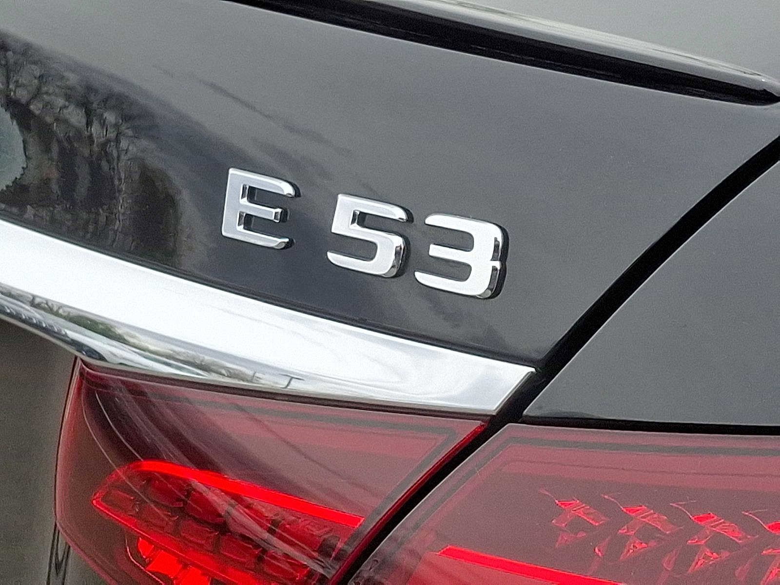 Used 2022 Mercedes-Benz E 53 AMG 4MATIC Sedan image 24