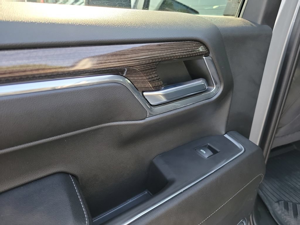 Used 2023 Chevrolet Silverado 1500 LT Trail Boss w/ Protection Package AWD/4WD image 19