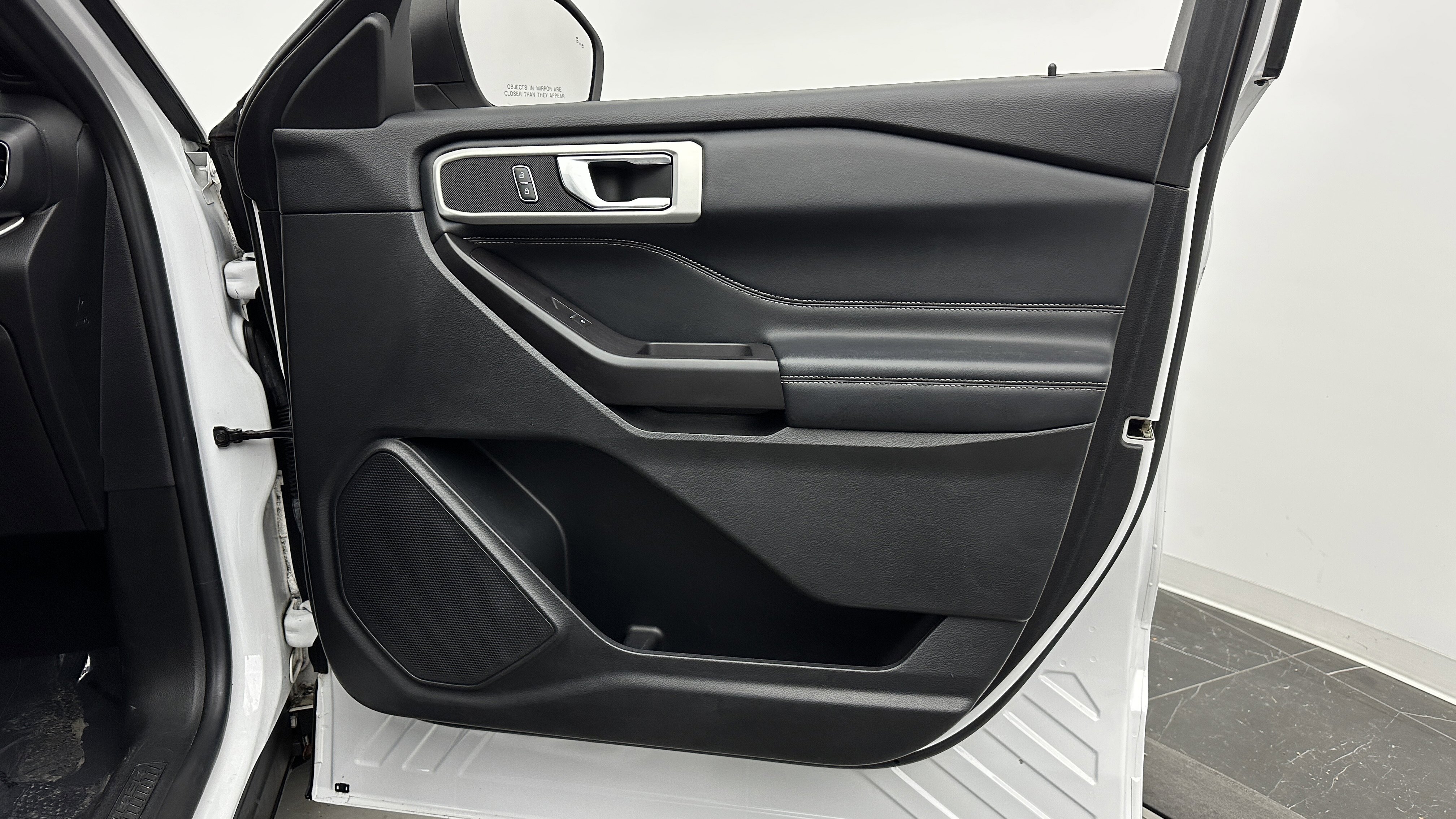 Used 2020 Ford Explorer XLT w/ Equipment Group 202A image 36