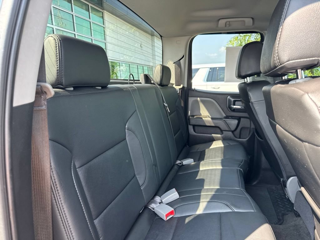 Used 2018 Chevrolet Silverado 1500 Custom w/ Custom Value Package AWD/4WD image 21
