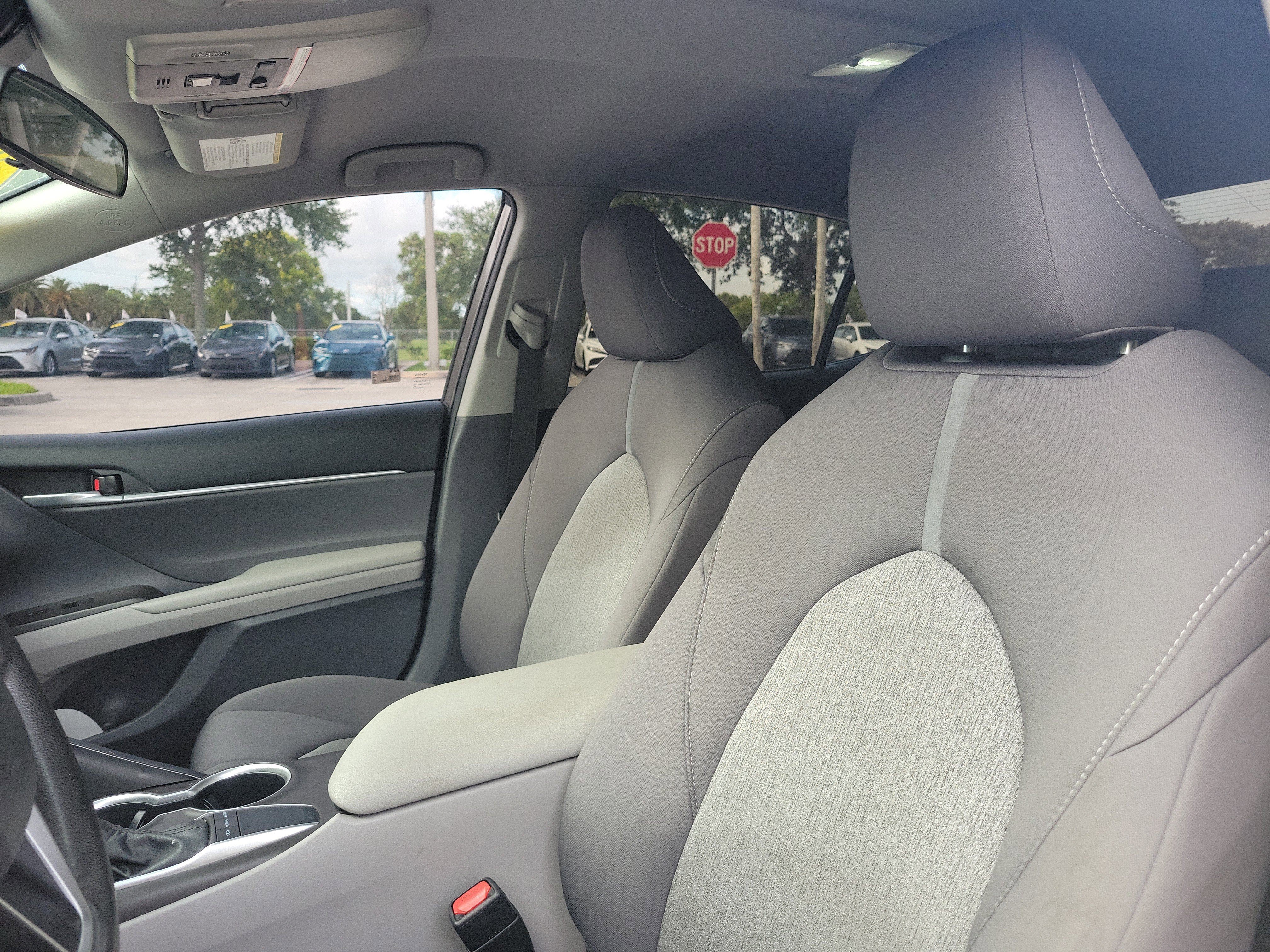 Used 2023 Toyota Camry LE FWD image 22