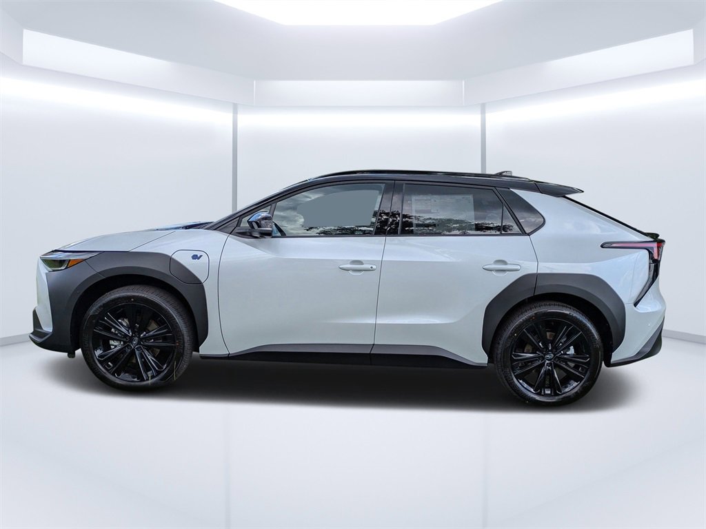 New 2025 Subaru Solterra Touring image 6