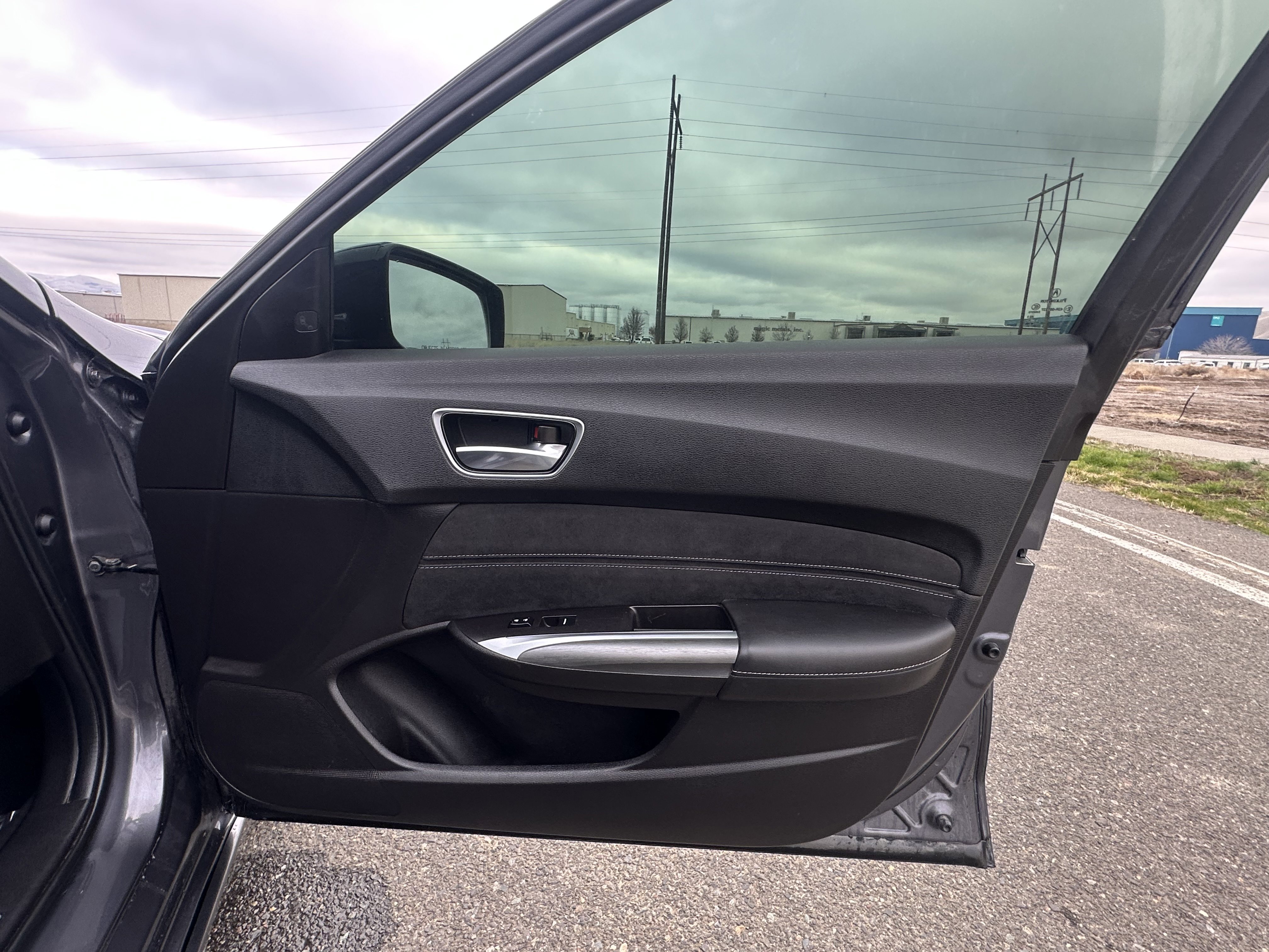 Used 2018 Acura TLX V6 w/ Technology & A-SPEC Pkg image 23