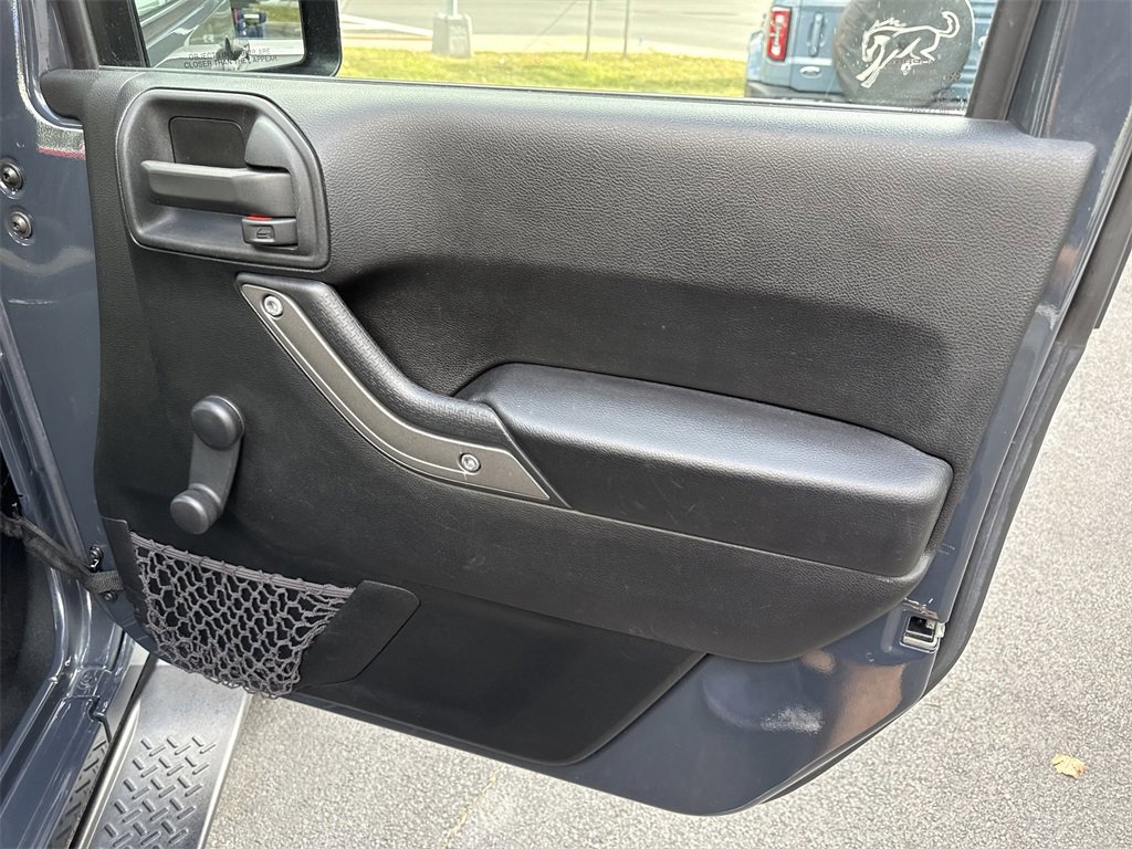 Used 2017 Jeep Wrangler Unlimited Sport w/ Connectivity Group image 26