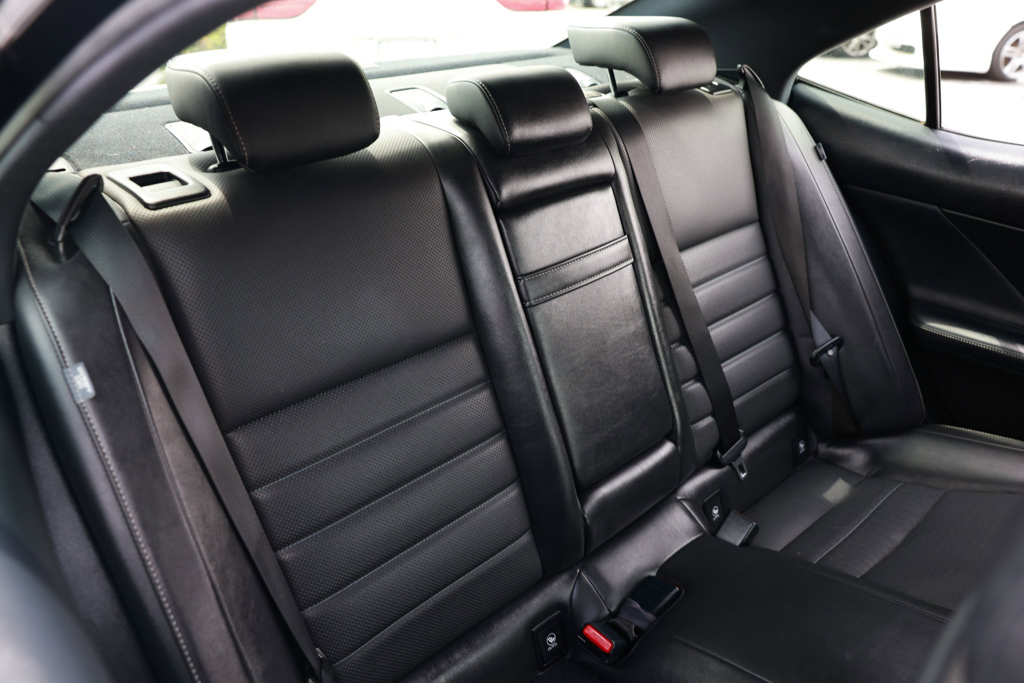 Used 2016 Lexus IS 350 RWD image 18