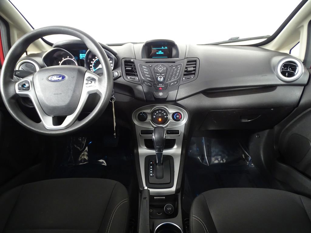 Used 2017 Ford Fiesta SE image 28