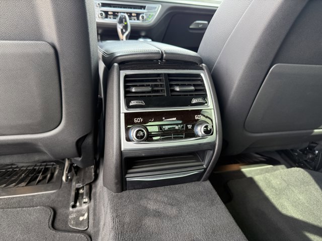 Used 2019 BMW 740i w/ M Sport Package RWD image 25