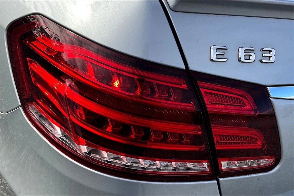 Used 2014 Mercedes-Benz E 63 AMG 4MATIC Sedan image 28