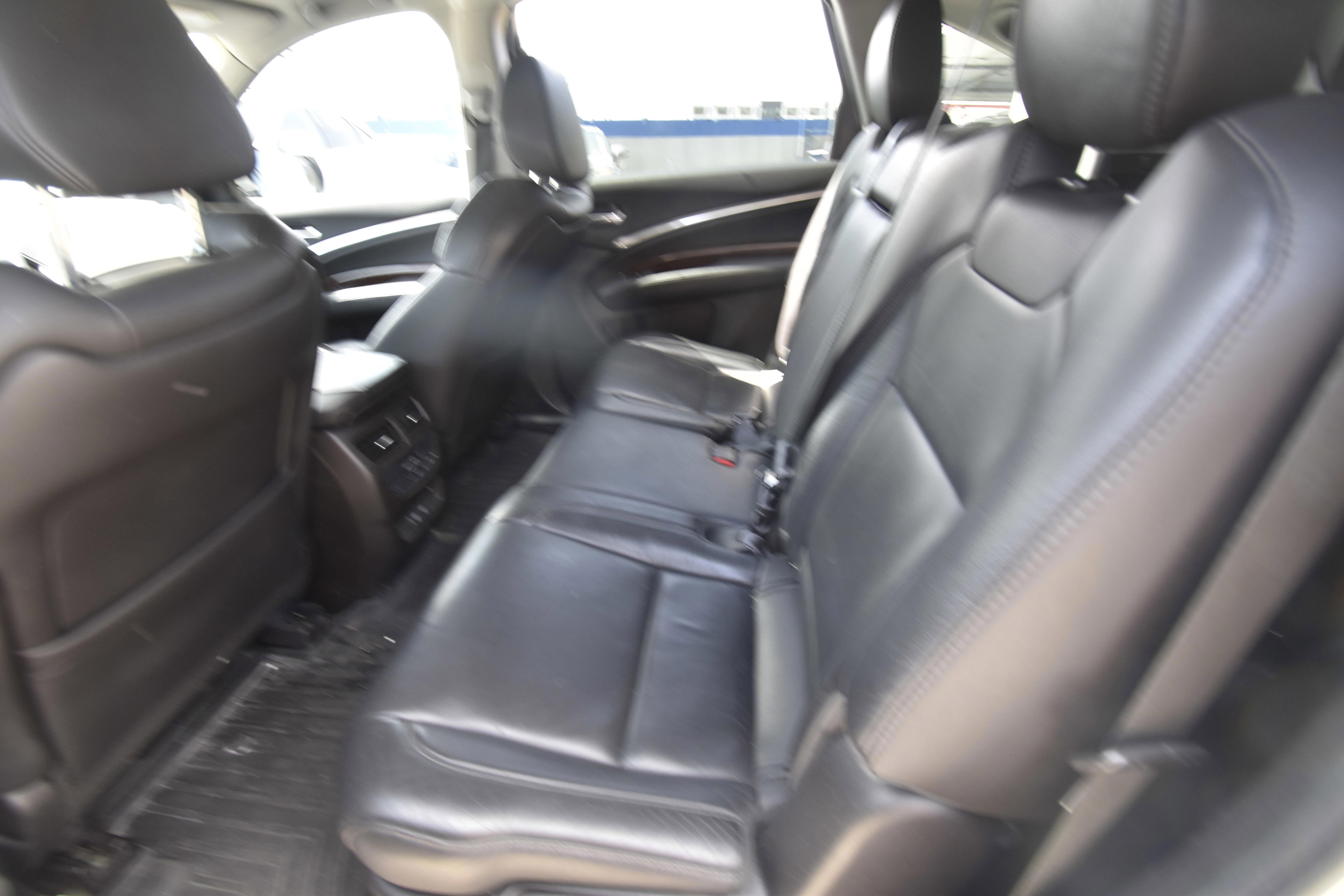 Used 2017 Acura MDX SH-AWD w/ Technology Package image 11