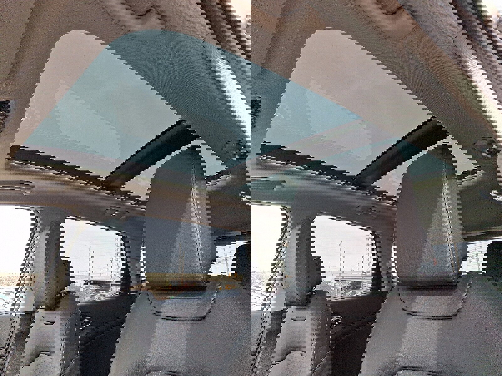 New 2026 Kia Sportage EX w/ EX Panoramic Sunroof Package image 10