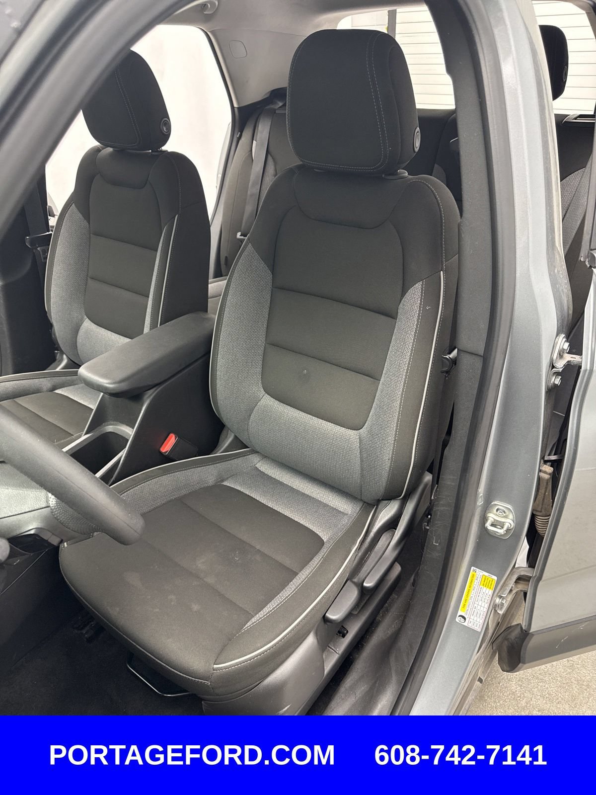 Used 2025 Chevrolet TrailBlazer LT AWD/4WD image 9