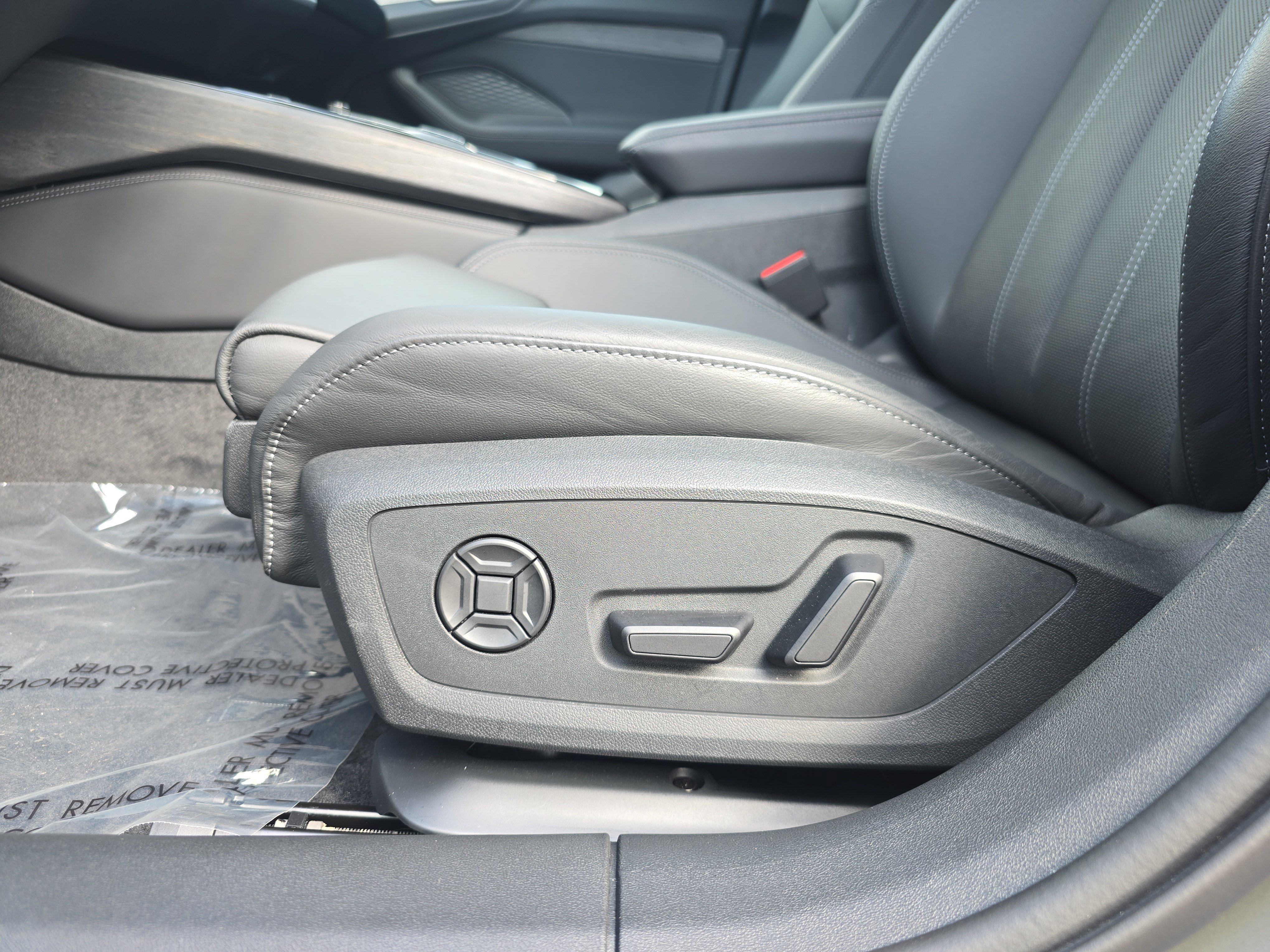 Certified 2025 Audi A5 2.0T Premium Plus w/ Premium Plus AWD/4WD image 25