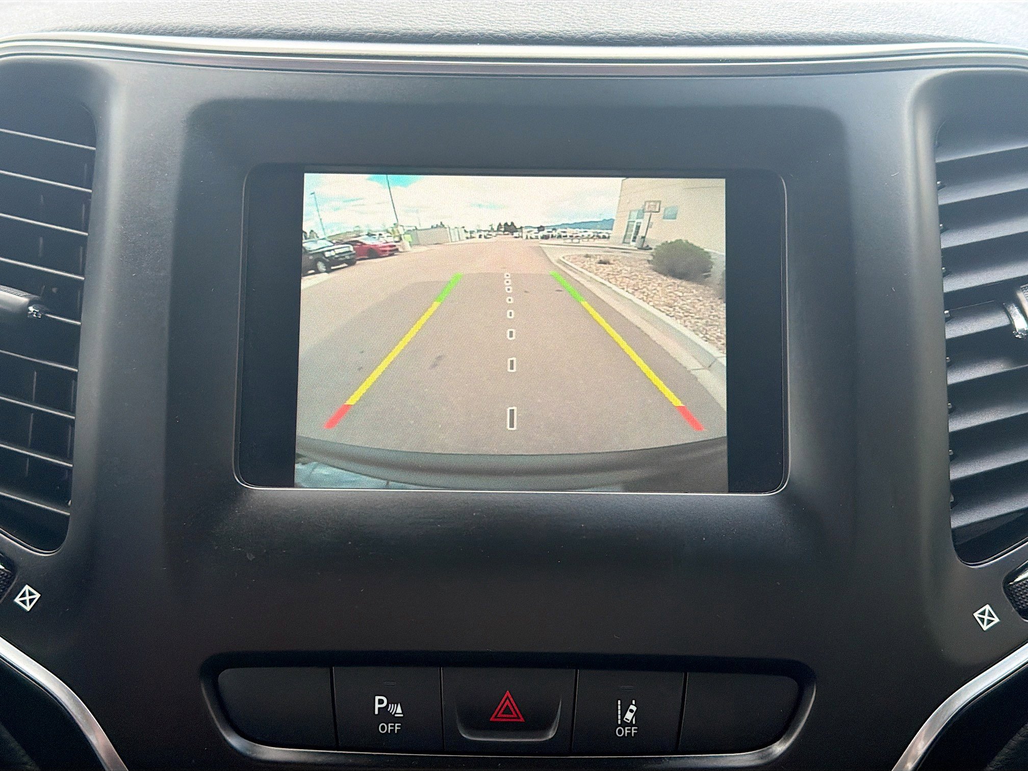 Used 2021 Jeep Cherokee Latitude Lux image 22